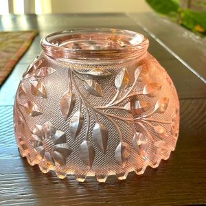 Westmoreland wildflower and lace fairy lamp top only.